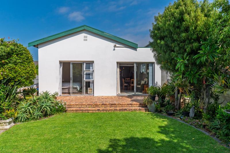 3 Bedroom Property for Sale in Harfield Village Western Cape